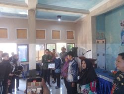 Bupati Egi Salurkan Insentif Kepada 5.160 Guru Honorer