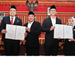 DPRD Lampung Selatan Umumkan Penetapan Bupati dan Wakil Bupati Terpilih Periode 2025 – 2030 Hasil Pilkada 2024