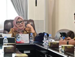 Pj Sekda Lamsel, Intji Indriati, Mengajak Masyarakat Memanfaatkan Program Pemutihan Pajak Kendaraan Bermotor