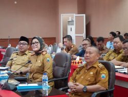 Wabup, M. Syaiful Anwar, Mengikuti Raker dan RDP Bersama DPR RI Melalui Zoom Meeting diAula Krakatau