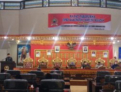 Bupati Lamsel, Radityo Egi Menyampaikan LKPKJ  Tahun Anggaran 2024 Dalam Rapat Paripurna DPRD Lamsel