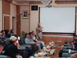 General Manager PT ASDP Indonesia Ferry (Persero) Cabang Bakauheni, Partogi Tamba, menggelar pertemuan Bersama Insan Pers