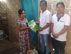 Ketua KMLS Peduli, Berserta Tim Kunjungi Rumah Warga Yang Hampir Roboh Di Katibung