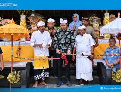 Bupati Egi Resmikan Balai Banten Pura Puseh Kertibuana, Simbol Harmoni Umat di Desa Bali Agung