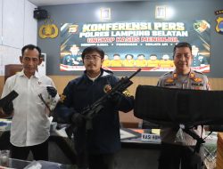 Diburu dari Pelabuhan Bakauheni hingga Loteng, Senjata Laras Panjang belasan Amunisi diamankan Polisi